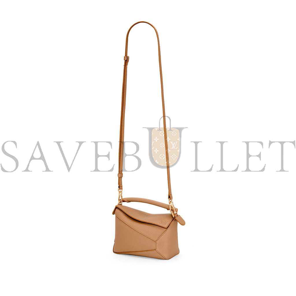 LOEWE MINI PUZZLE BAG IN SOFT GRAINED CALFSKIN A510P88X16 (18*12.5*8cm)